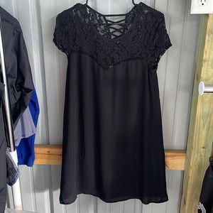 Black lace dress large but fits like medium